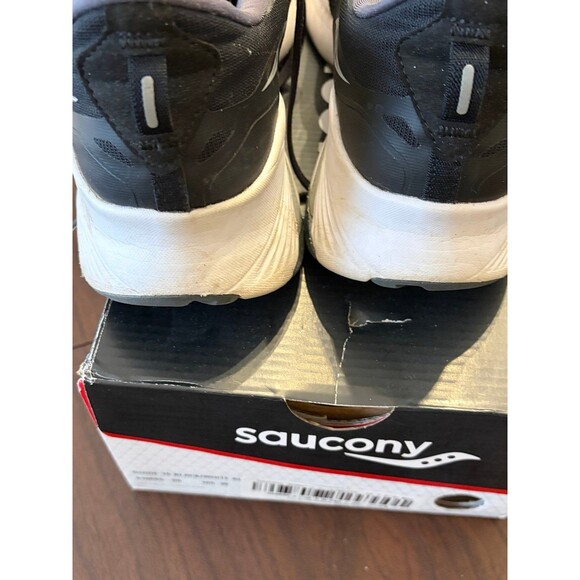Saucony Women’s 10.5 Wide - Picture 5 of 6